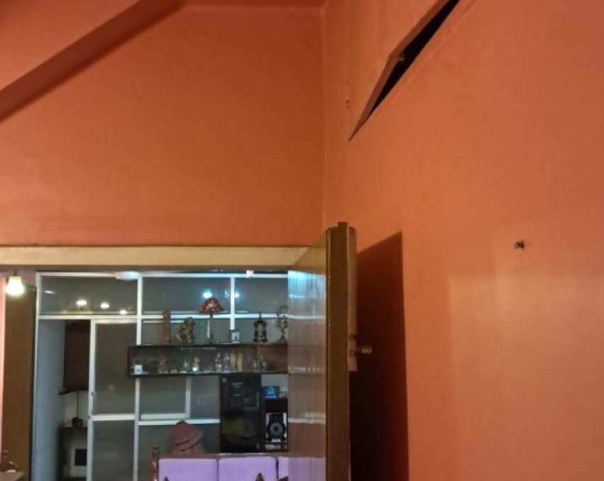 2 BHK Premium Fully-Furnished Flat with extra study room for Rent in Jatin Bagchi Road, Kolkata