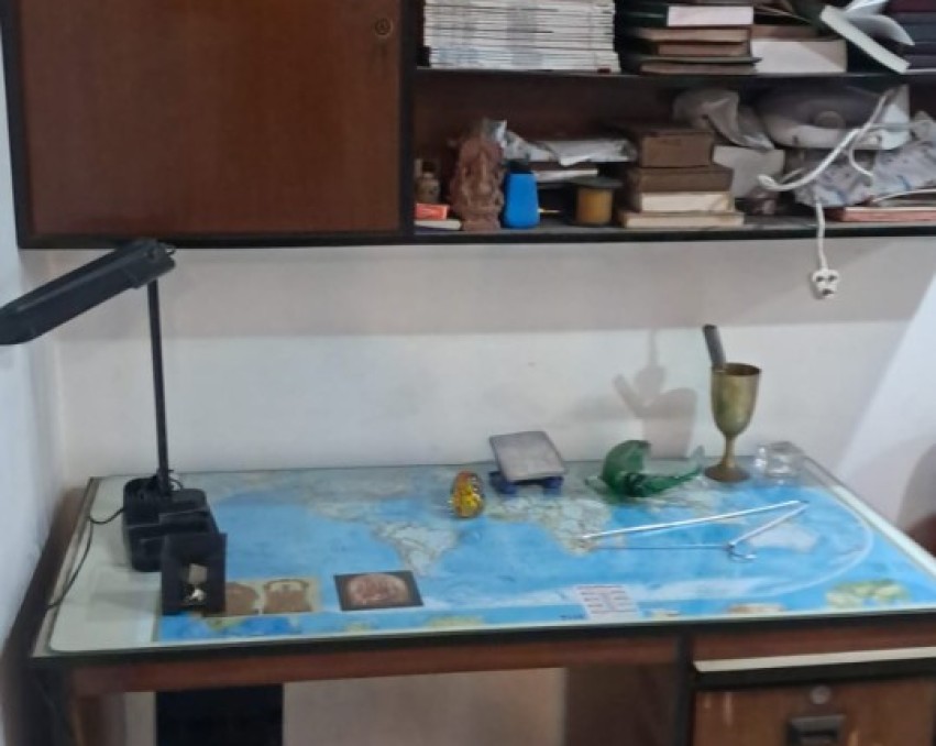 2 BHK Premium Fully-Furnished Flat with extra study room for Rent in Jatin Bagchi Road, Kolkata