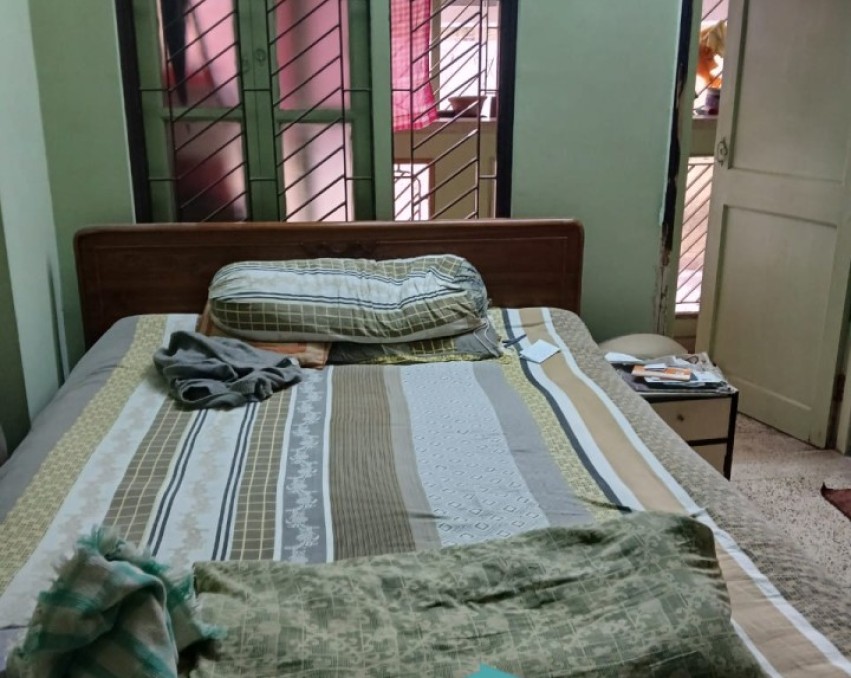 Ready to move 2 BHK Apartment With 24×7 Security for Sale in Bangur Avenue, Lake Town, Kolkata
