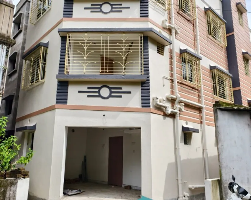 2 BHK Apartment At Baghajatin, Kolkata